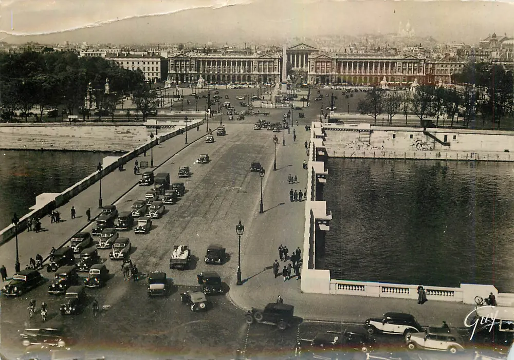 Ponte da Concorde — vista da praça da Concorde — Paris - Frente