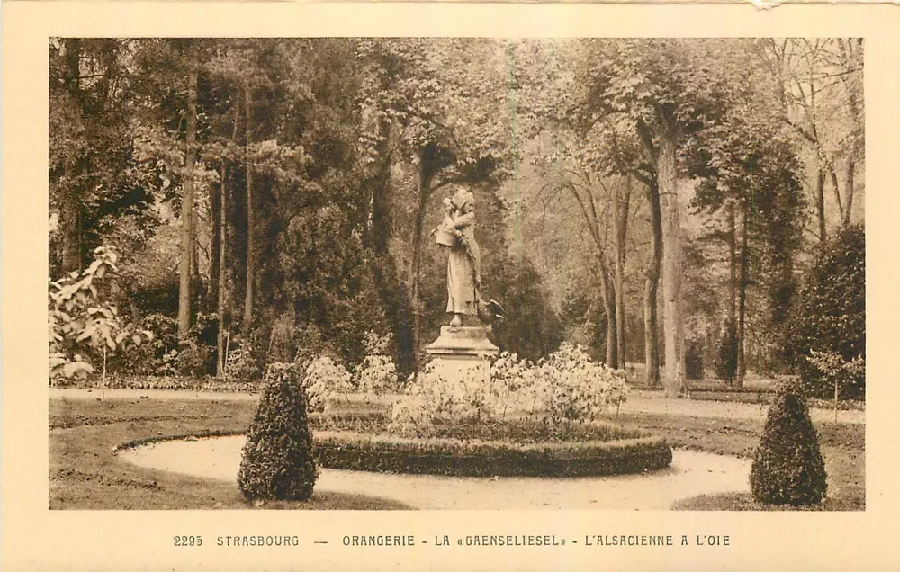 Strasbourg - Orangerie - La « Gaenseliesel » - L'Alsacienne à l'oise - Recto