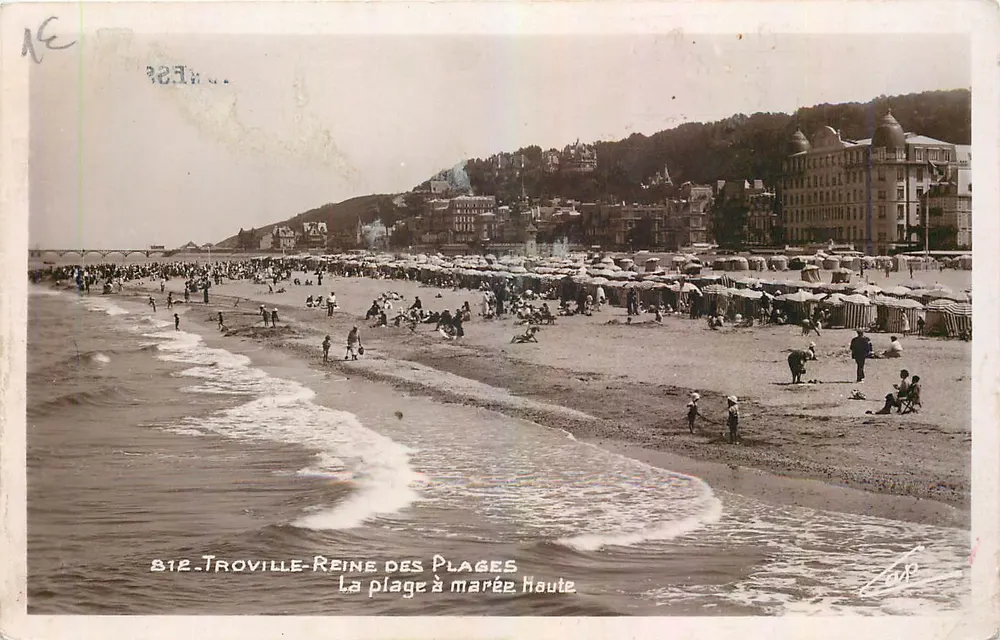 Trouville-Reine des Plages — Die Strandpromenade bei Ebbe — Antike Ansichtskarte Nr. 812 - Vorderseite
