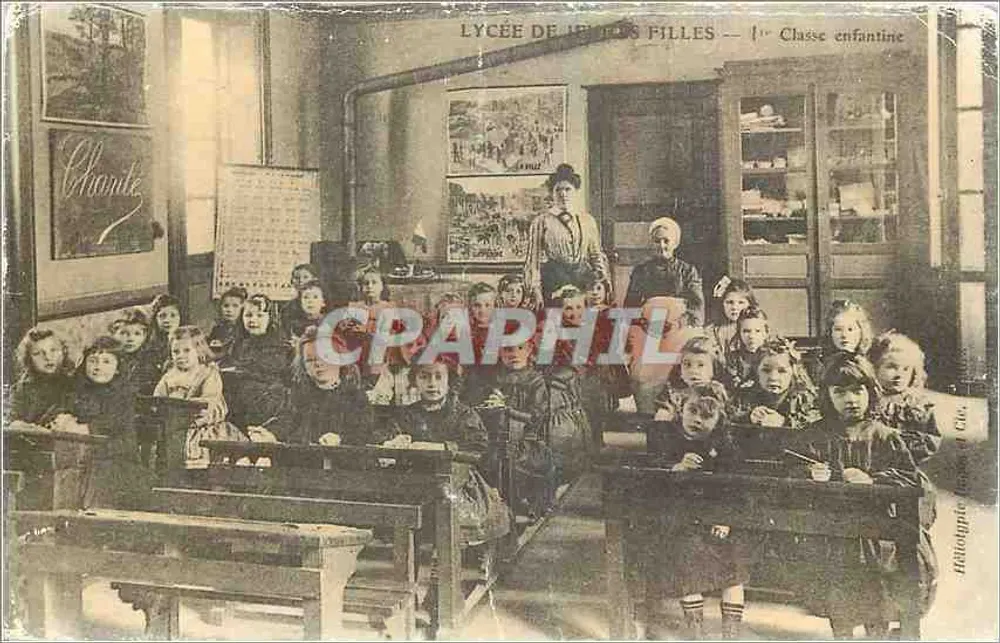 LYCÉE DE JEUNES FILLES — 1ère Classe enfantine — Bibliophile Cie. - Frente