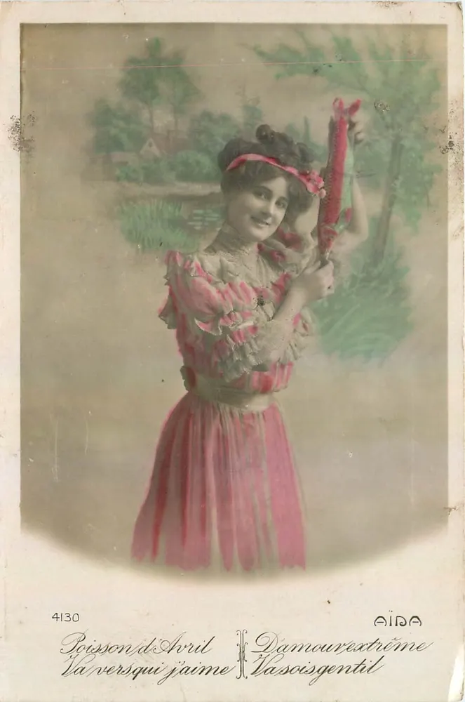 Jovem mulher em vestido rosa — Peixe de Abril — Aïda, n° 4130 - Frente