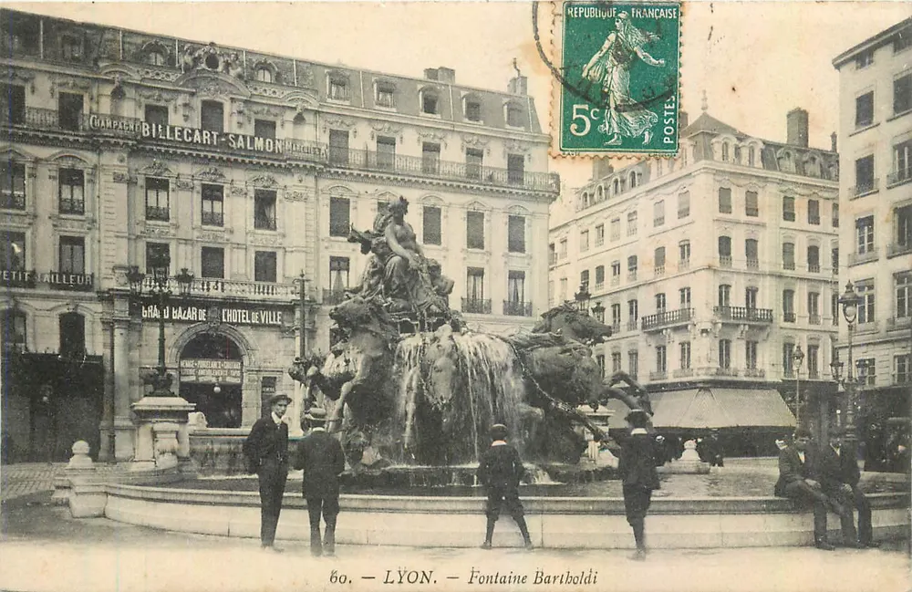 Lyon — Fonte Bartholdi — Editor: 60. — Lyon - Frente