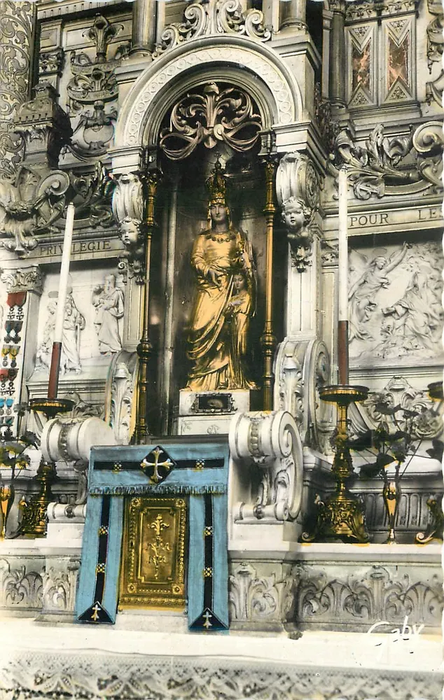 Wnętrze Bazyliki św. Anny w Anray — Ołtarz św. Anny — Wydawnictwo Gaby - Awers