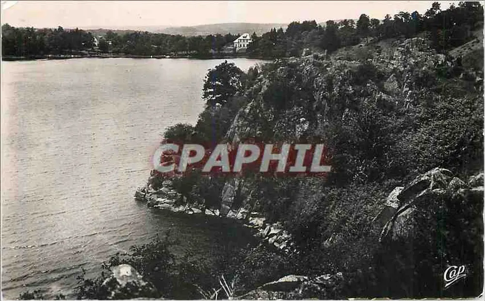 A Auvergne - Gour de Tazenat — editor Réal-Photo, n°225 - Frente