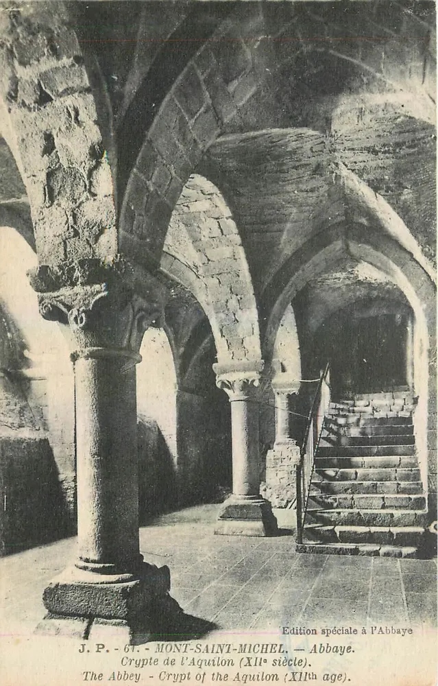 Cripta da Aquila — Mont-Saint-Michel — Edição especial na Abadia - Frente