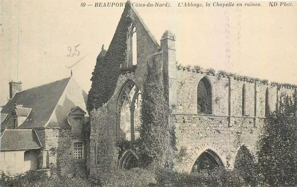 Beauport (Côtes-du-Nord) — Die Abtei, die Ruinen der Kapelle — ND Phot. - Vorderseite