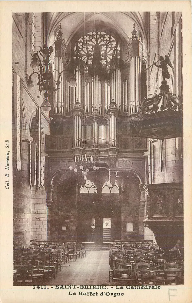 Saint-Brieuc - A Catedral - O Buffet de Órgão — Coll. E. Hamont, St B - Frente