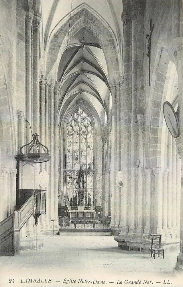 Lamballe — Kirche Notre-Dame — Die Große Nave — LL. — N° 24 - Vorderseite