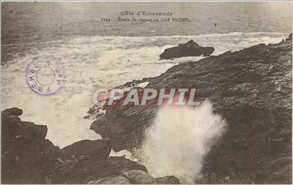 Côte d'Emeraude — Bruit de vagues au CAP FRÈHEL — éditeur Laurent-Saint-Geniennes, n° 3744 - Recto