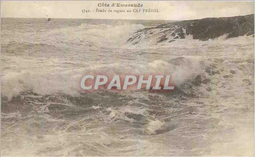 Côte d'Emeraude — Étude de vagues au CAP FRÉHEL — La Carte Postale Rennes - Recto