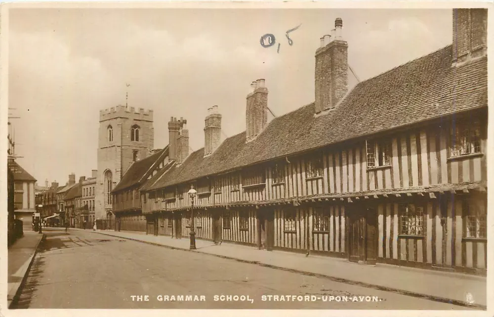 The Grammar School, Stratford-upon-Avon — Publisher Tuck & Son, series number 015 - Front