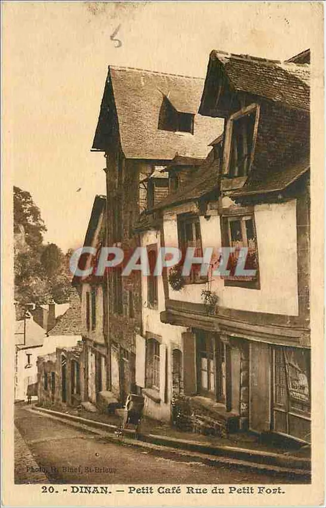 Dinan — Piccolo Caffè Via del Piccolo Forte — Foto R. Bliné, 31-Bréaux - Recto