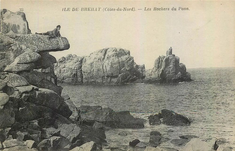 Insel Brehat (Côtes-du-Nord) — Les Rochers du Paon — Imp. De Bouteill — n°33 - Vorderseite