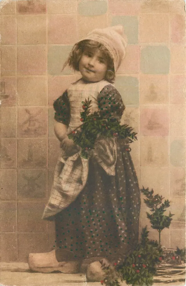 Menina segurando um buquê de hortelã — decoração de azulejos coloridos — número de série não visível - Frente