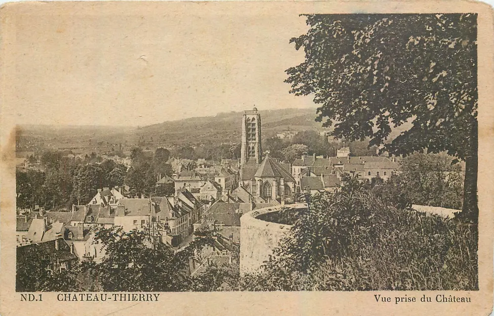 Castillo-Thierry — Vista tomada desde el Castillo — ND.1 — Castillo-Thierry - Anverso
