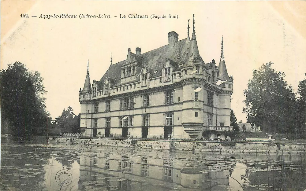 Azay-le-Rideau (Indre-et-Loire) — Le Château (Façade Sud) — Grand Bazars Tours - Recto