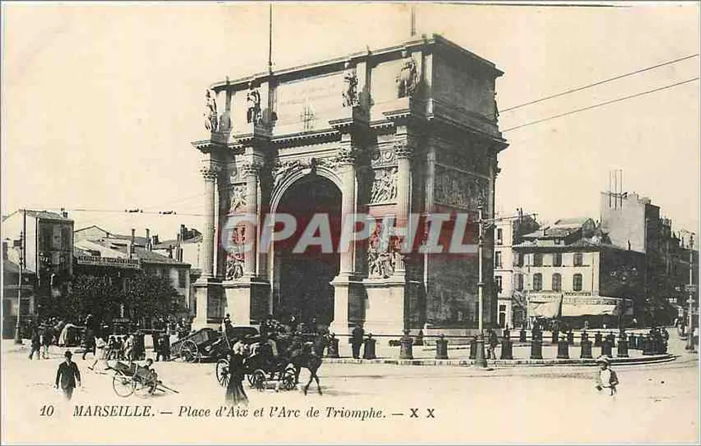 Marseille — Place d'Aix e o Arco do Triunfo — editor X X, n° 10 - Frente