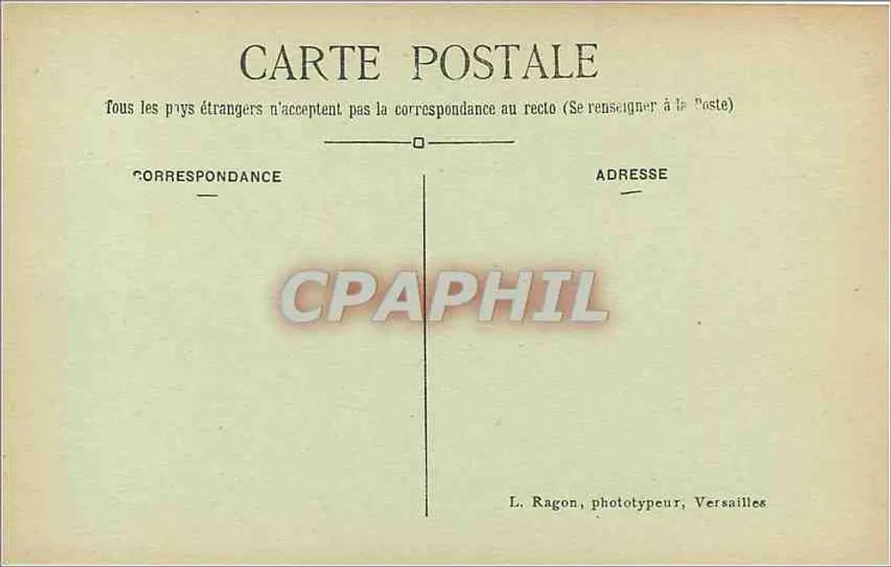 Parque de VERSAILLES — O Parterre d'água — Grupo de crianças — L. R. - Verso