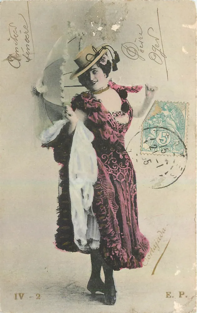 Femme en robe rose — scène de rue — éditeur Ogez, n° IV-2 - Frente