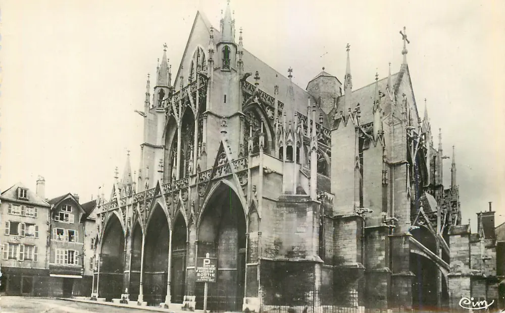 Troyes (Aube) — Igreja de São Urbano — Fotógrafo Cim - Frente