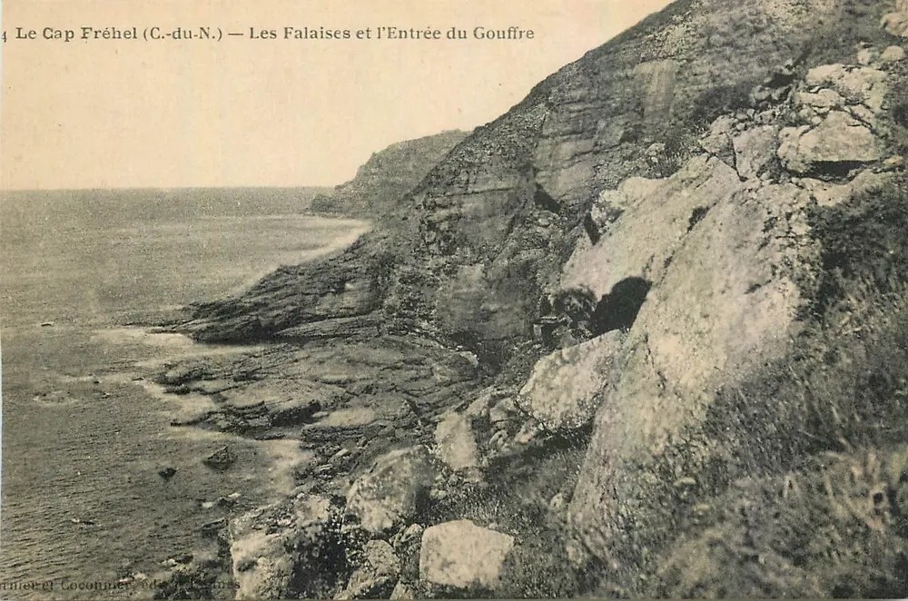 Cap Fréhel (C.-du-N.) — Die Klippen und der Eingang zum Gouffre — Verlag: Carnier et Lococonnier - Vorderseite