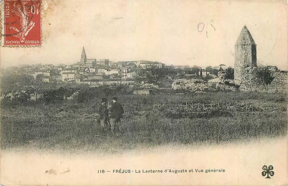 Fréjus — A Lanterna de Augusto e Vista Geral — MTI L - Frente