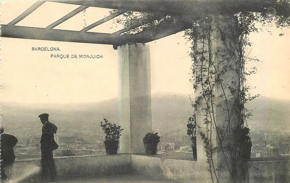 Barcelona. Parque de Monjuich — widok panoramiczny — Madrid - Awers