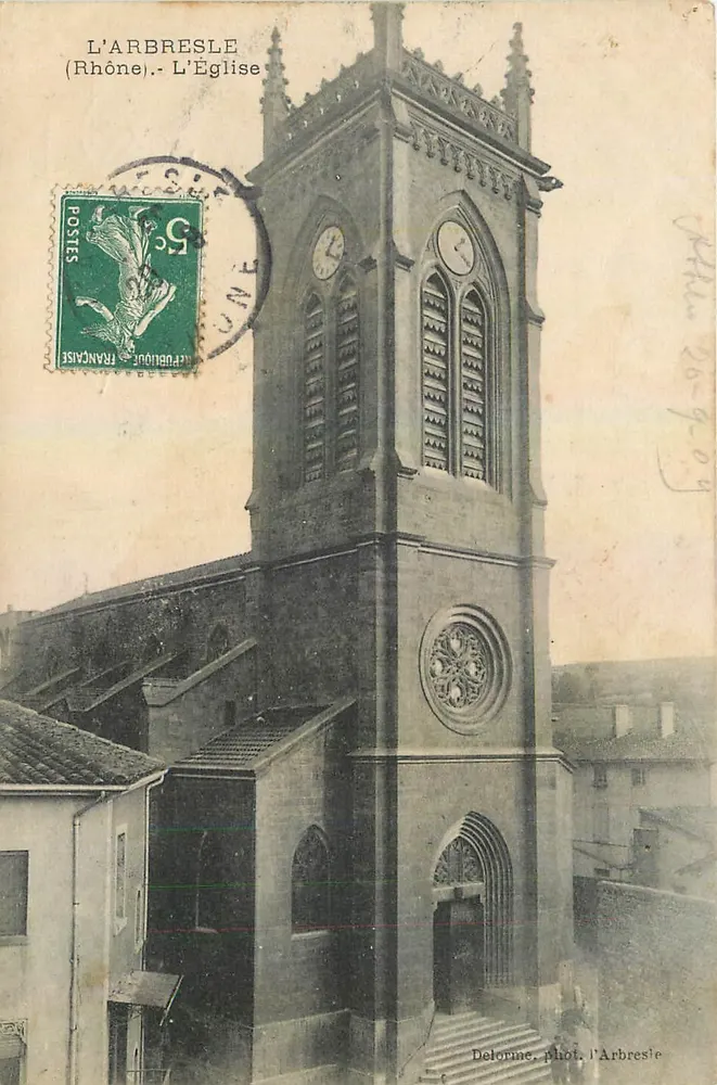 L'Arbresle (Rhône) - A Igreja — Delorine, fot. L'Arbresle - Frente
