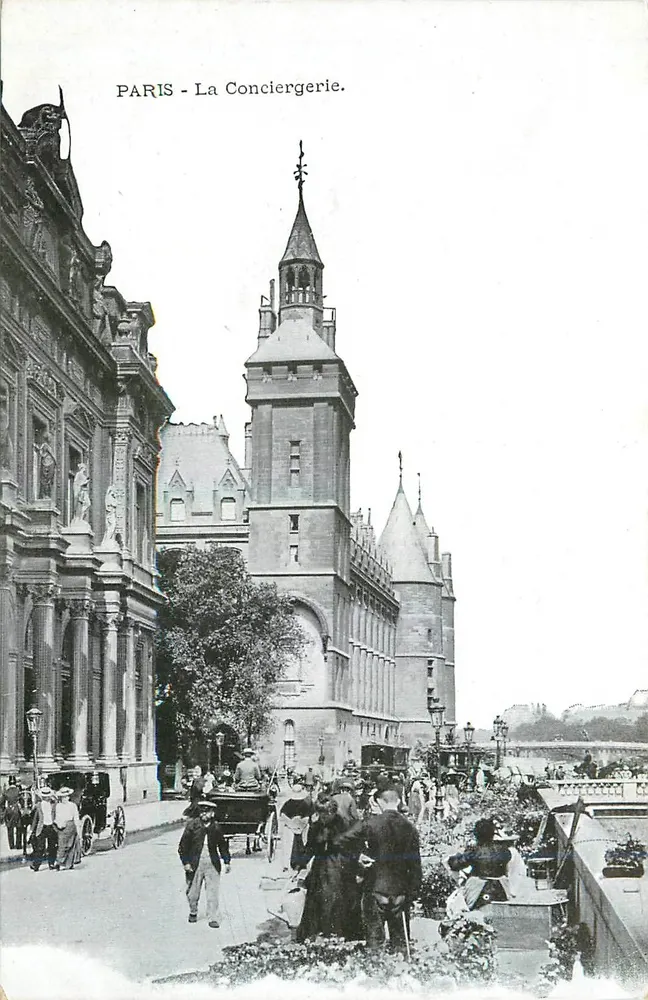 Paris - A Conciergerie — vista da torre e do quai — editora não identificada - Frente