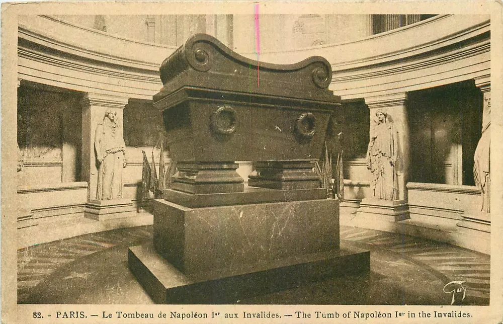 Paris — Le Tombeau de Napoléon Ier aux Invalides — The Tomb of Napoleon Ier in the Invalides - Recto