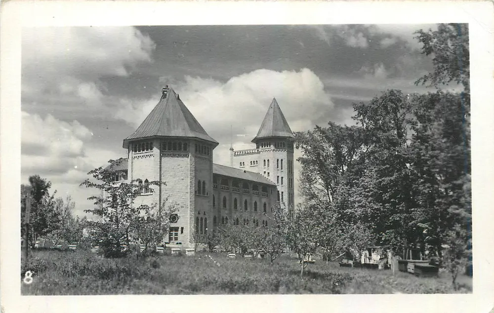 Monastery of Saint-Benoît-du-Lac — view from the south — publisher VéloX, series 8 - Front
