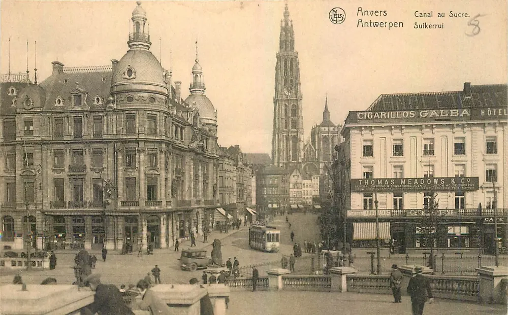 Anvers - Canal do Açúcar — vista da praça com a catedral e o hotel Cigarillos Galba — editor NIS, série 18 - Frente