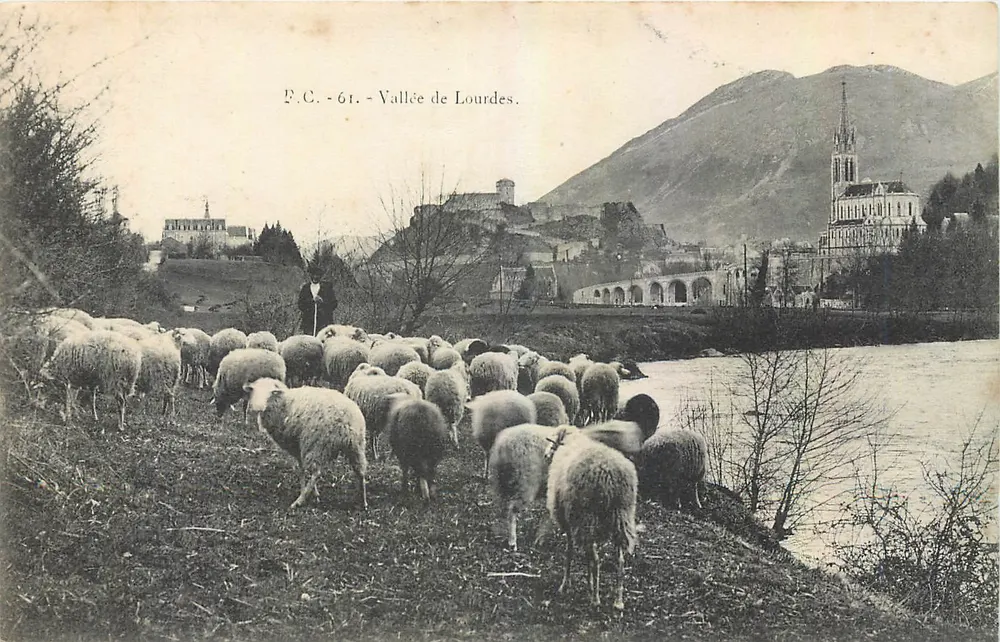 Vale da Lourdes — P.C. - 61 — Editor P.C. (Pays de Lourdes) - Frente