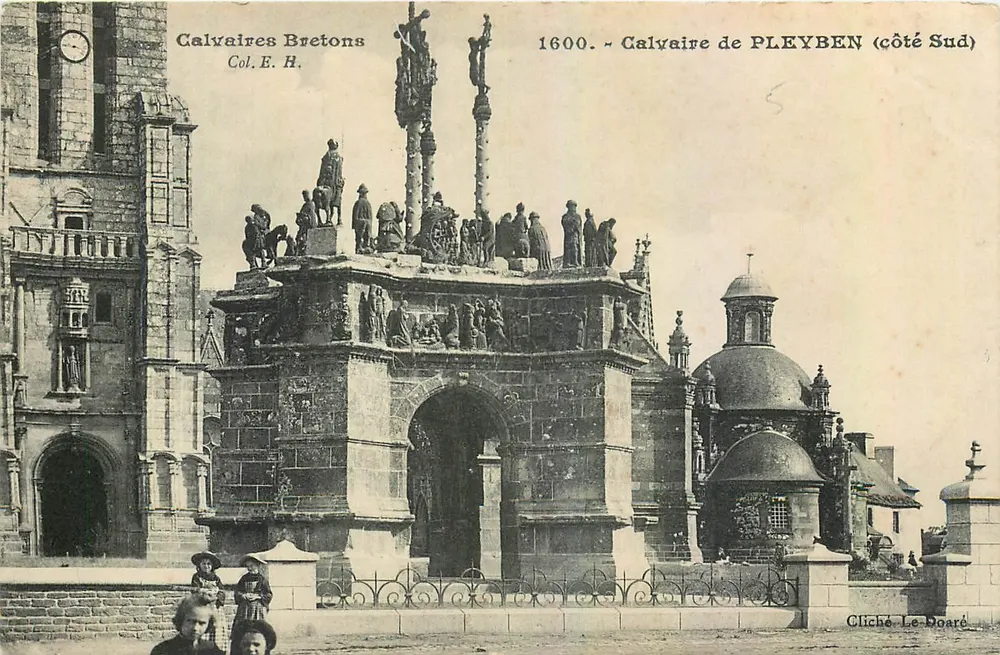Calvaire de Pleyben (south side) — Breton Calvaires — Col. E. H. — Cliché Le Boaré - Front