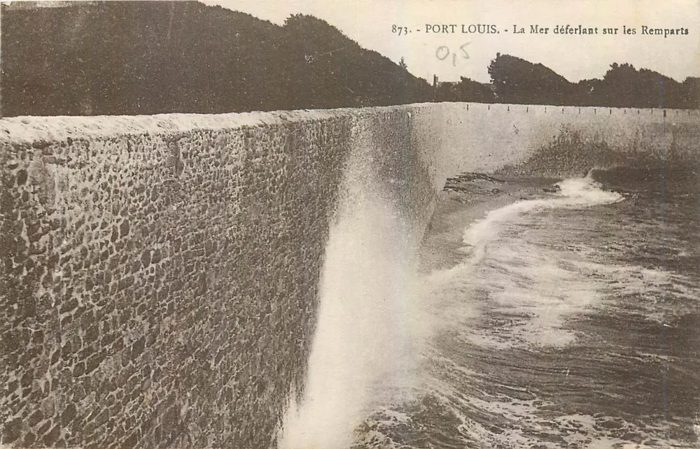 Port Louis — Die See bricht auf die Mauern — Laurent-Nel, Rennes - Vorderseite