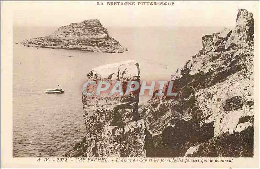 Cap Fréhel — Der Amas du Cap und die mächtigen Klippen, die ihn überragen — A. W. - 2922 - Vorderseite