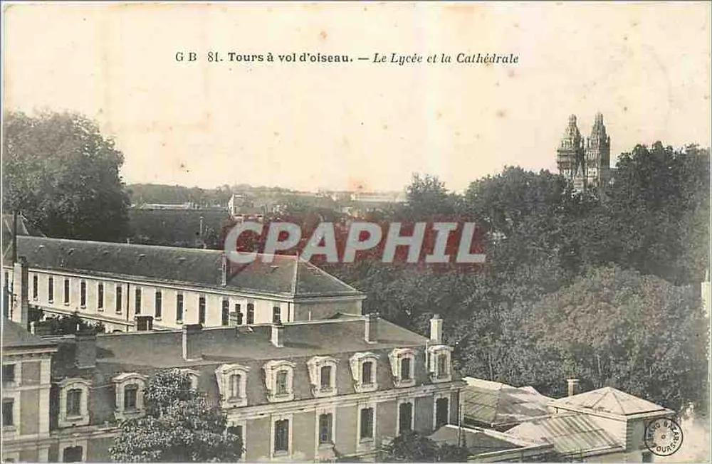Tours à vol d'oiseau — Le Lycée et la Cathédrale — G B 81, éditeur Doury - Recto