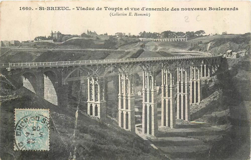 St-Brieuc - Viaduc de Toupin et vue d'ensemble des nouveaux Boulevards — Collection E. Hamonic - Recto