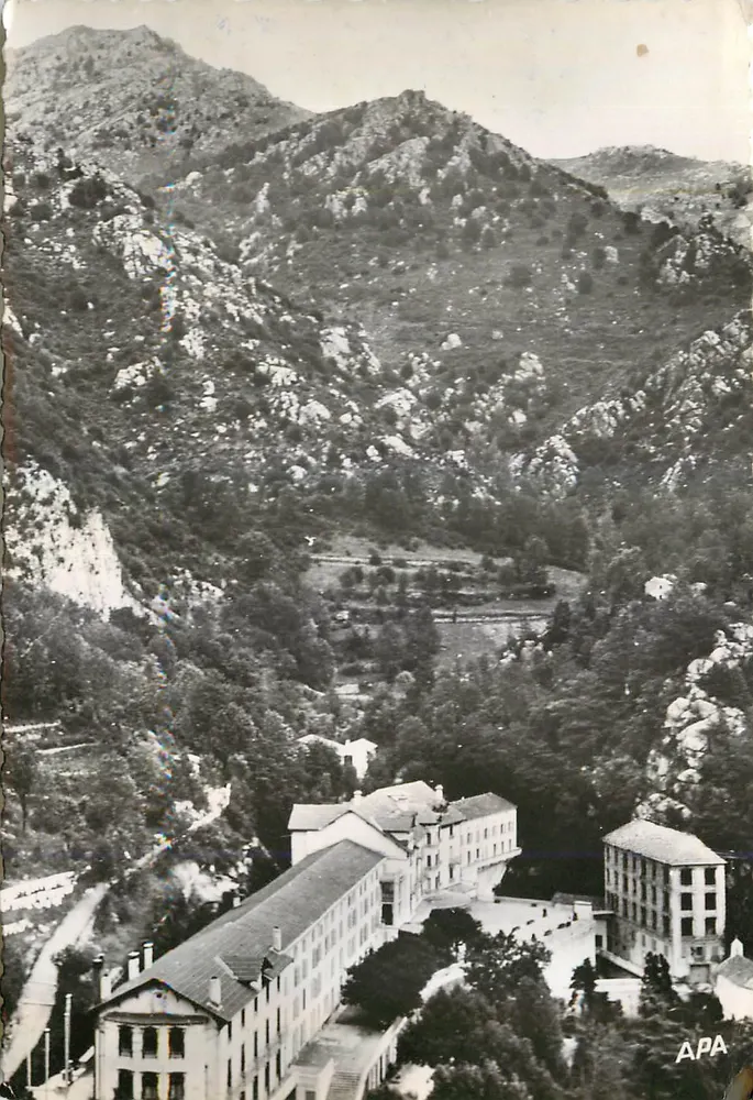 Prats-de-Mollo (P.-O.) — Thermal Establishment of la Preste — publisher APA - Front
