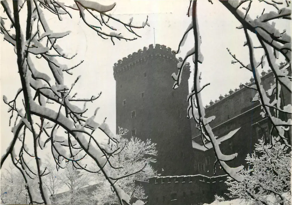 Schloss Wawel — Senatorialturm — phot. H. Hermanowicz - Vorderseite
