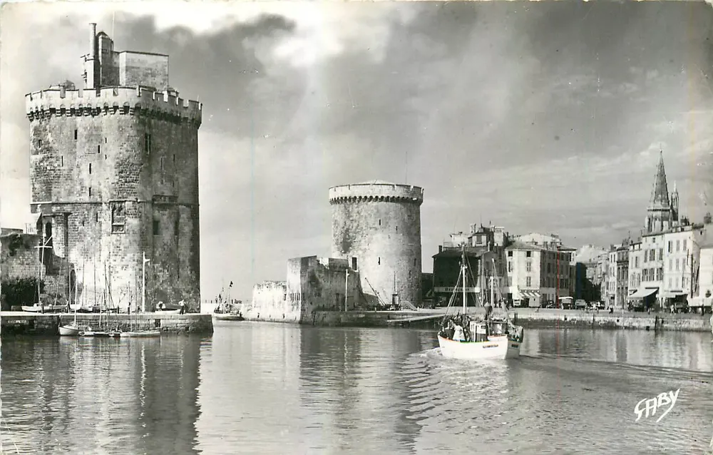 La Rochelle — Die Türme und der Hafen-Eingang — Éditions GABY - Vorderseite