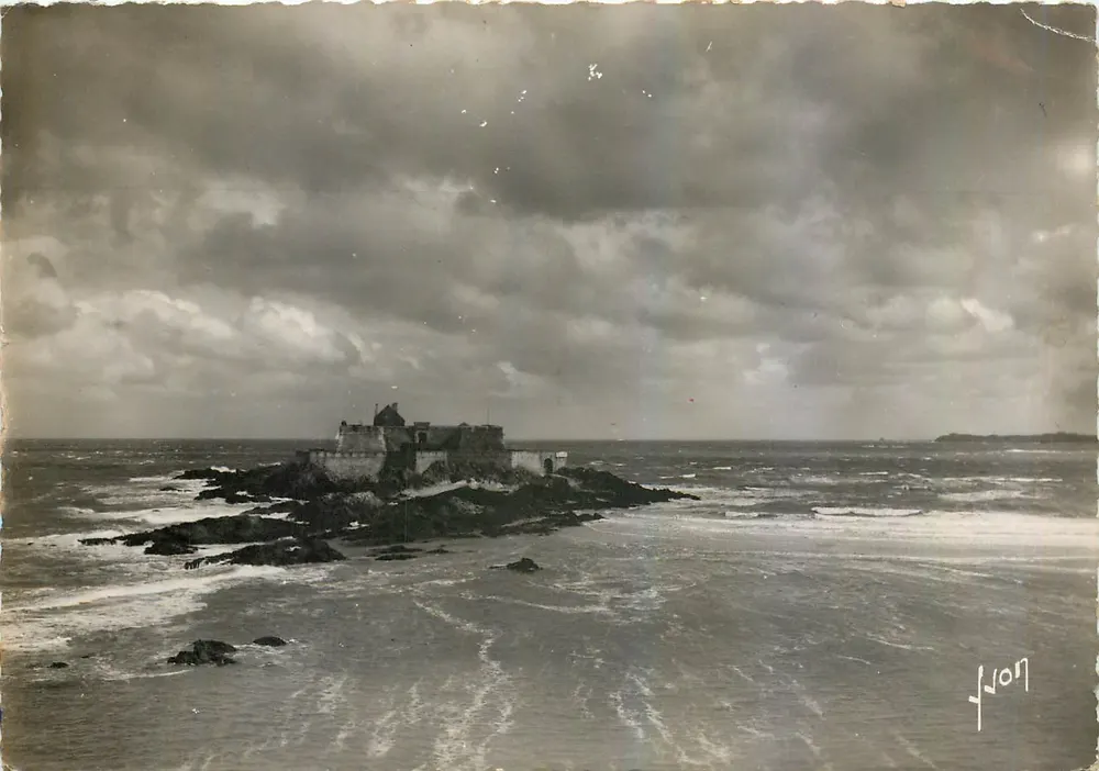 Saint-Malo — Der Nationale Festung — Éditions d'Art Martel, Paris - Vorderseite