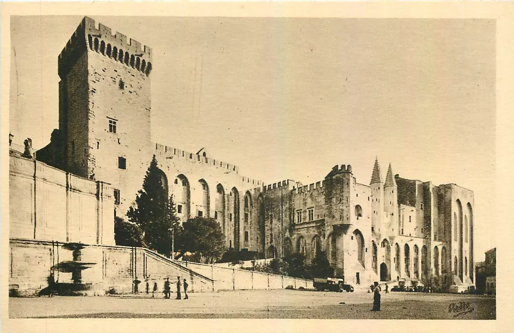 Avignon — Palácio dos Papas — Fachada ocidental — 3.206 - Frente