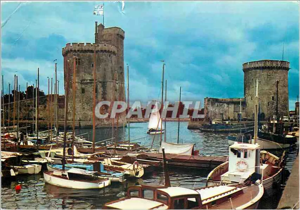 Les Tours de la Rochelle — Port — Éditeur Artand Léna, N°33 - Recto