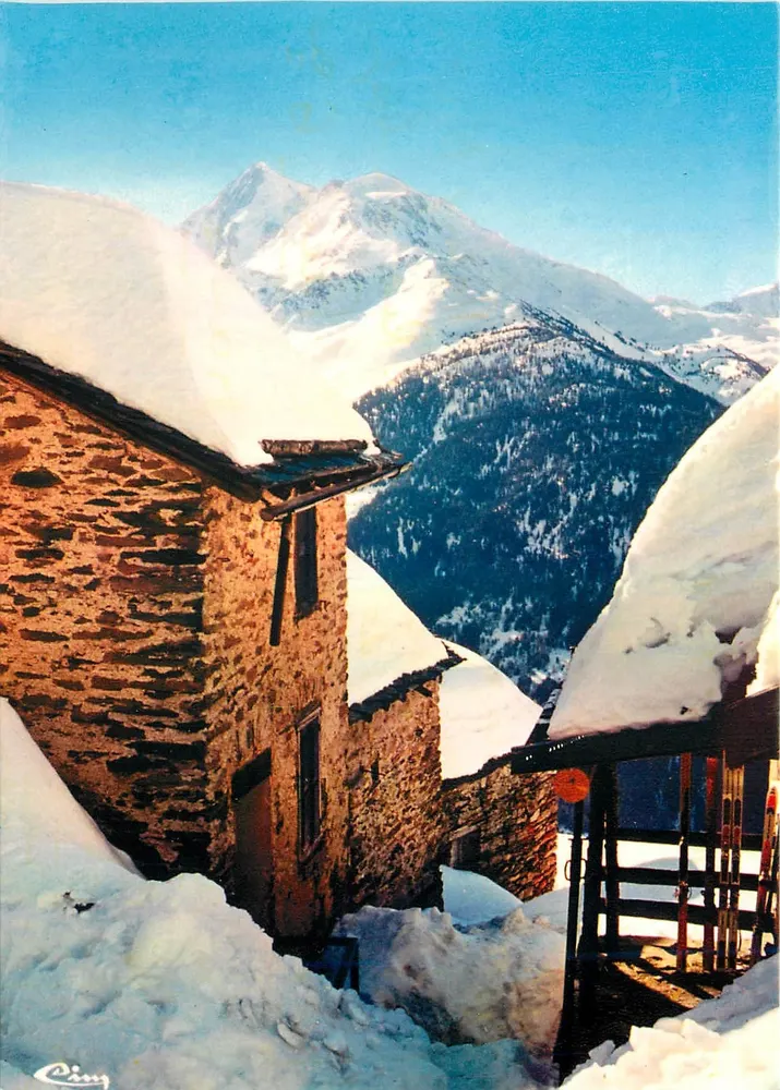 La Rosière (Savoie) — vue enneigée avec chalet et montagne — Imprimerie Météo - Recto