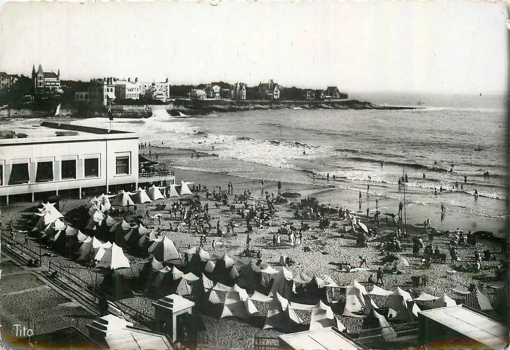 Royan - Fontaine Lac — Allgemeiner Blick auf den Strand. Der Südpunkt — Ausgabe B. Berjaud, 6. Kurs der Place, Bordeaux - Vorderseite