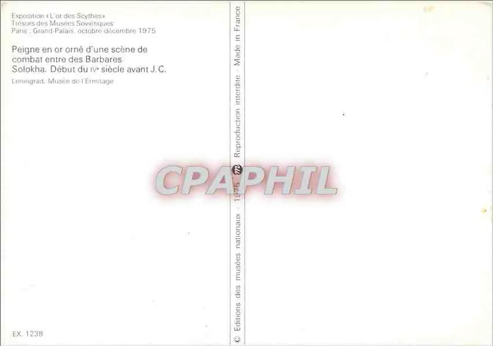 Goldener Kamm mit einer Schlacht zwischen Barbaren — Ausstellung « L'or des Scythes », Paris, Grand Palais, Oktober–Dezember 1975 — Éditions des musées nationaux - Rückseite