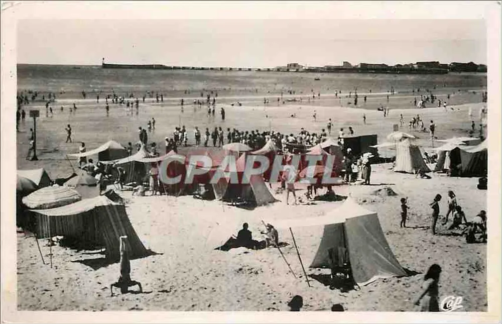 Les Sables d'Olonne — A Praia — editor REAL-PHOTO (50) - Frente