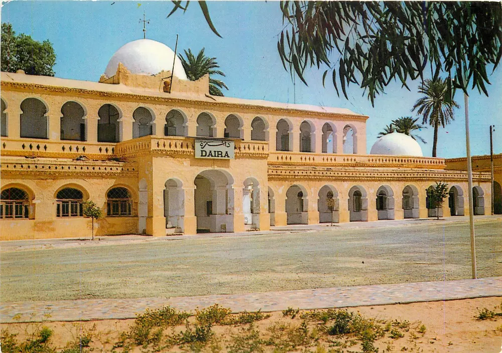 दैरा दैरा — अल्जीरिया — संख्या 2682 - आगे