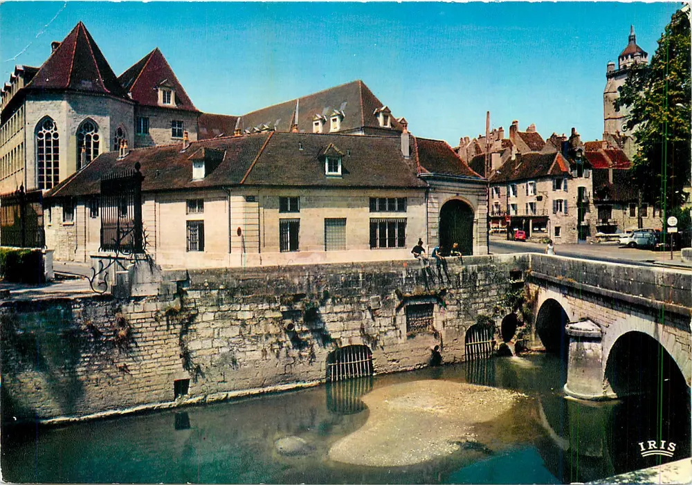 Vue de Dole (Jura) — editor IRIS, n° 39.198.07 - Frente